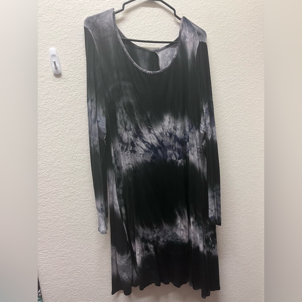 Long sleeve dress with pockets